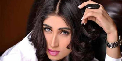 Social media star Qandeel Baloch killed 'by brother'